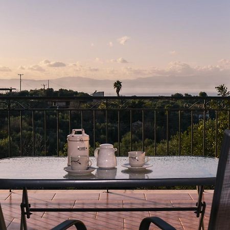 Amber Seaview Villa By The Olive Groves 卡拉马塔 外观 照片