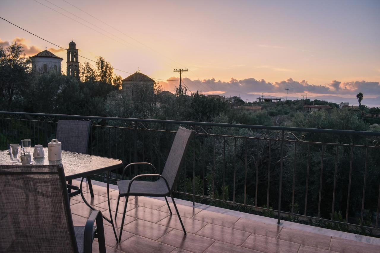 Amber Seaview Villa By The Olive Groves 卡拉马塔 外观 照片