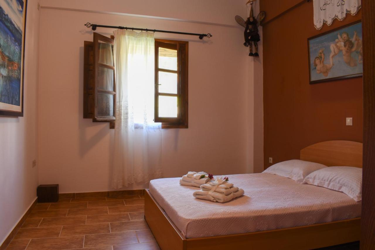 Amber Seaview Villa By The Olive Groves 卡拉马塔 外观 照片